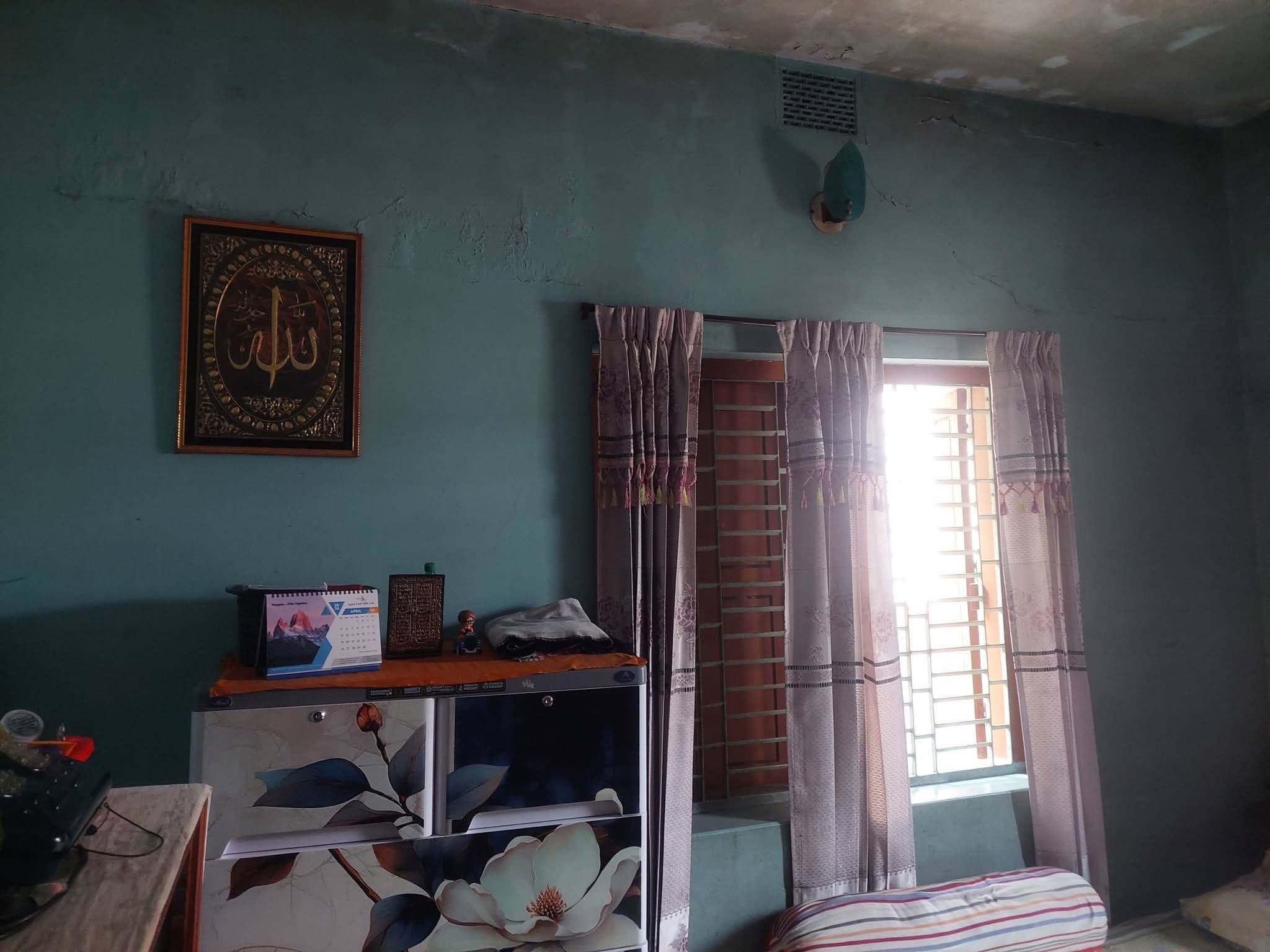 কুষ্টিয়া পুলিশ লাইন, কমলাপুরে ৩ কাঠা জমিসহ বাড়ি বিক্রি হবে 3