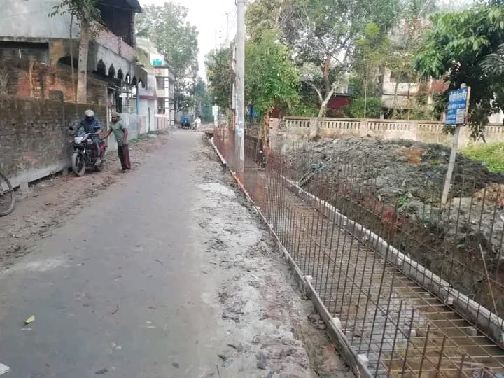 সাতক্ষিরা পৌরসভার মধ্যে লস্কর পড়াতে জমি বিক্রি করা হবে  2