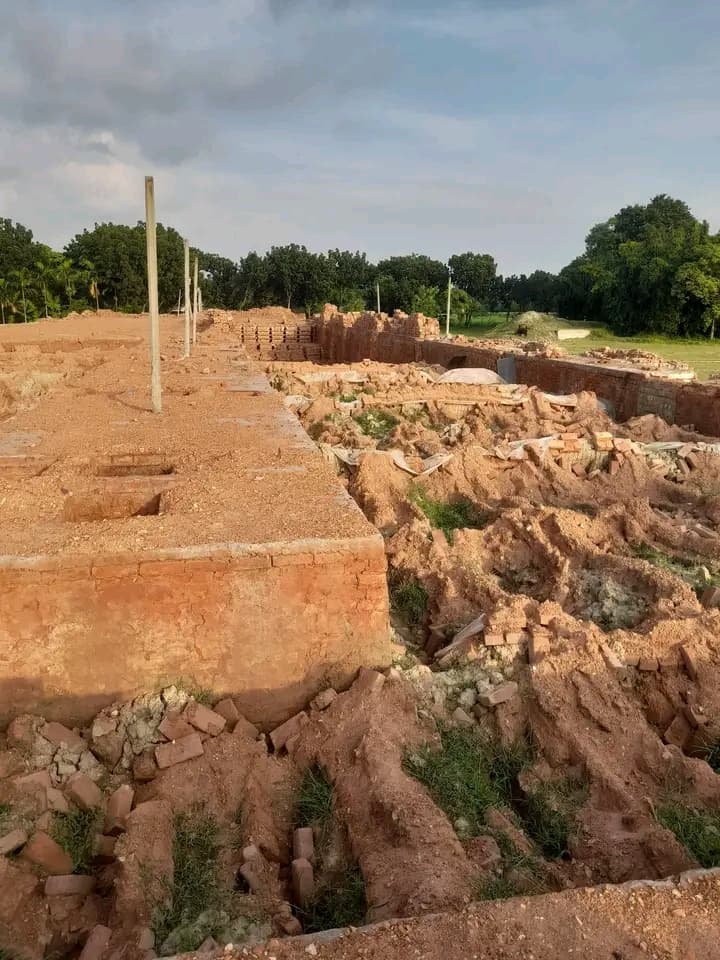 সুলভ মুল্যে ১৩ বিঘা জমি বিক্রি করা হবে  4