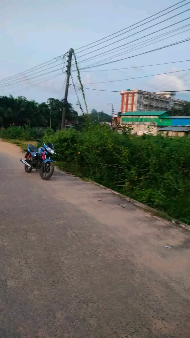 খাগড়াছড়ি মহিলা কলেজ মোরের সামনে জমি বিক্রি করা হবে  2