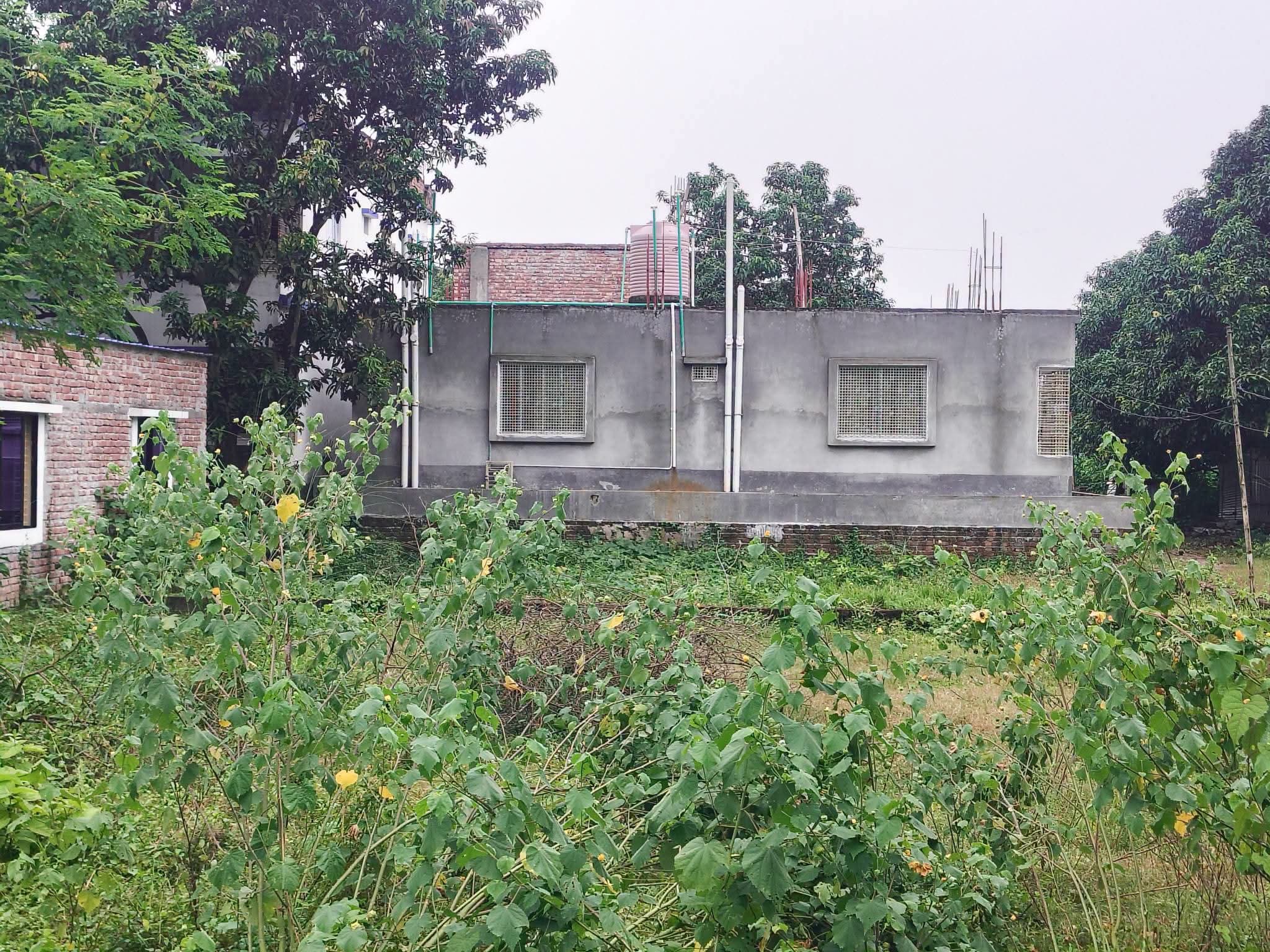 লিলি সিনেমা হল, ডালমিল মোড় সংলগ্ন 2