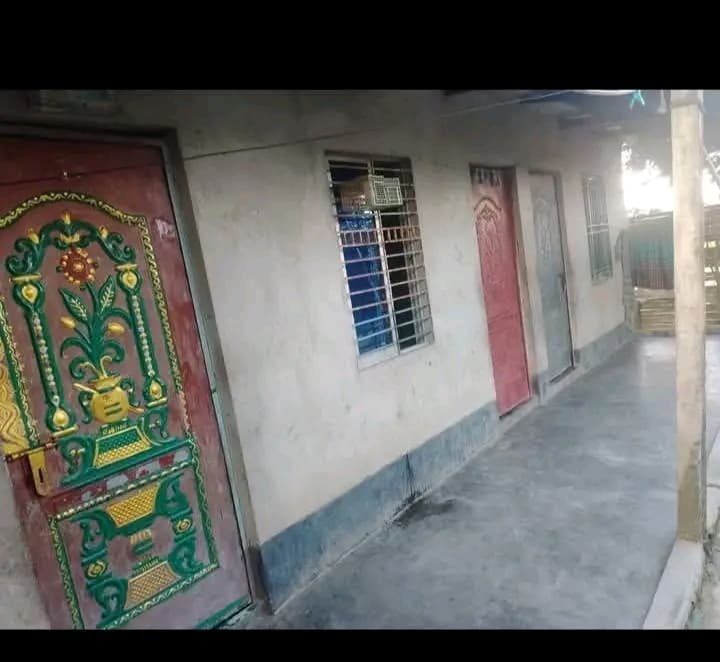 ৩টি বেডরুম ২শতক জমি সহ বাড়ি বিক্রি করা হবে  2