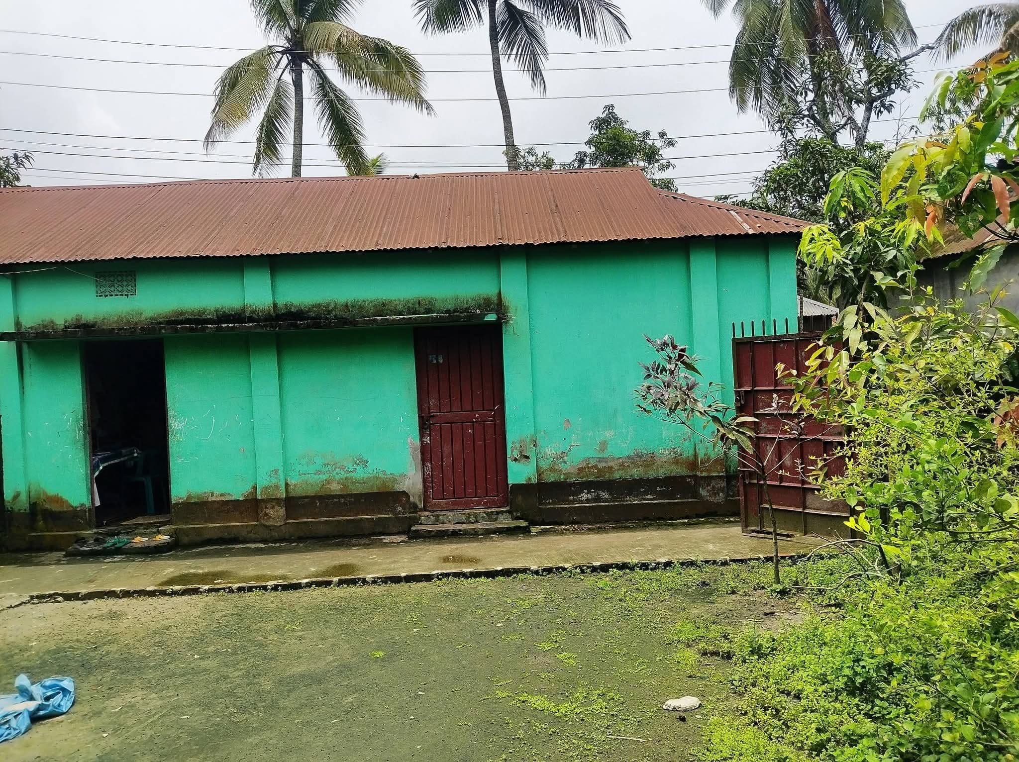 অতি জরুরি ভিত্তিতে বাসাসহ ৭.২৫ শতাংশ জমি বিক্রয় করা হবে